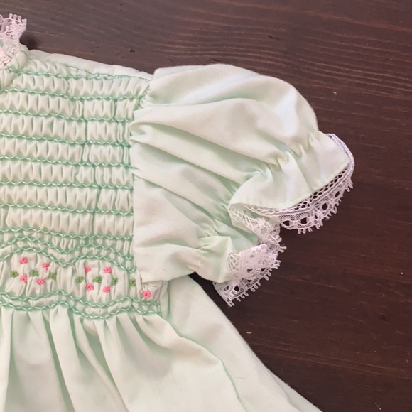 Samara mint green vintage dress 12 months baby smocked dots - Picture 6 of 6